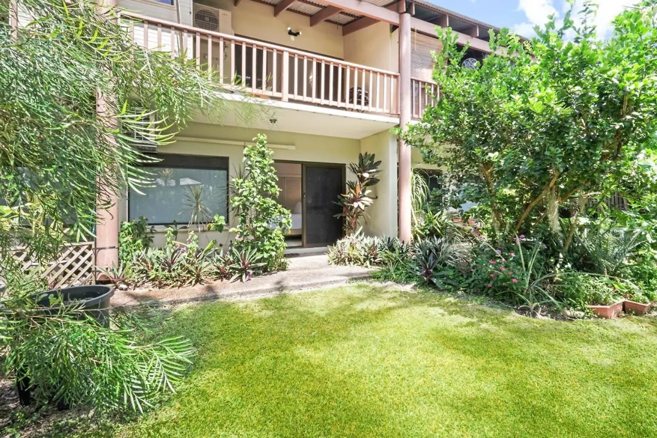 Tropical Beachside Townhouse Port Douglas 0*,  Avustralya